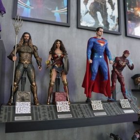 HotToys